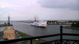 preview picture of video 'Prom / Ferry BALTIVIA PŻB Gdansk Westerplatte.mp4'