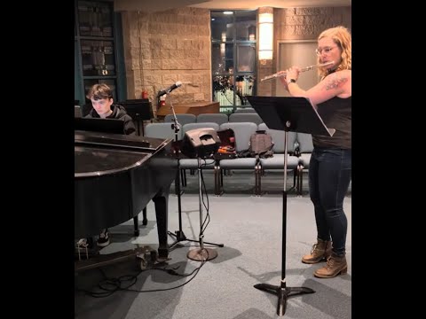 Promotional video thumbnail 2 for Sadie Hewitt - flutist