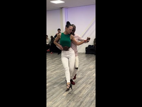 Joël Bat & Guylène - Kiz influence tango @Conexao Kizomba Nantes Christmas Edition 2022.