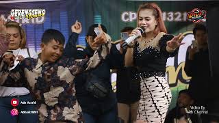 Download lagu DUA LALAKI MEDLEY SONIA ADE ASTRID FEAT GERENGSENG TEAM mp3