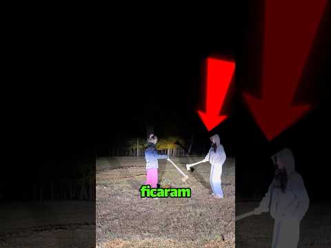 Elas Estavam Se Divertindo Com As Abóboras E Tomara O Maior Susto💔