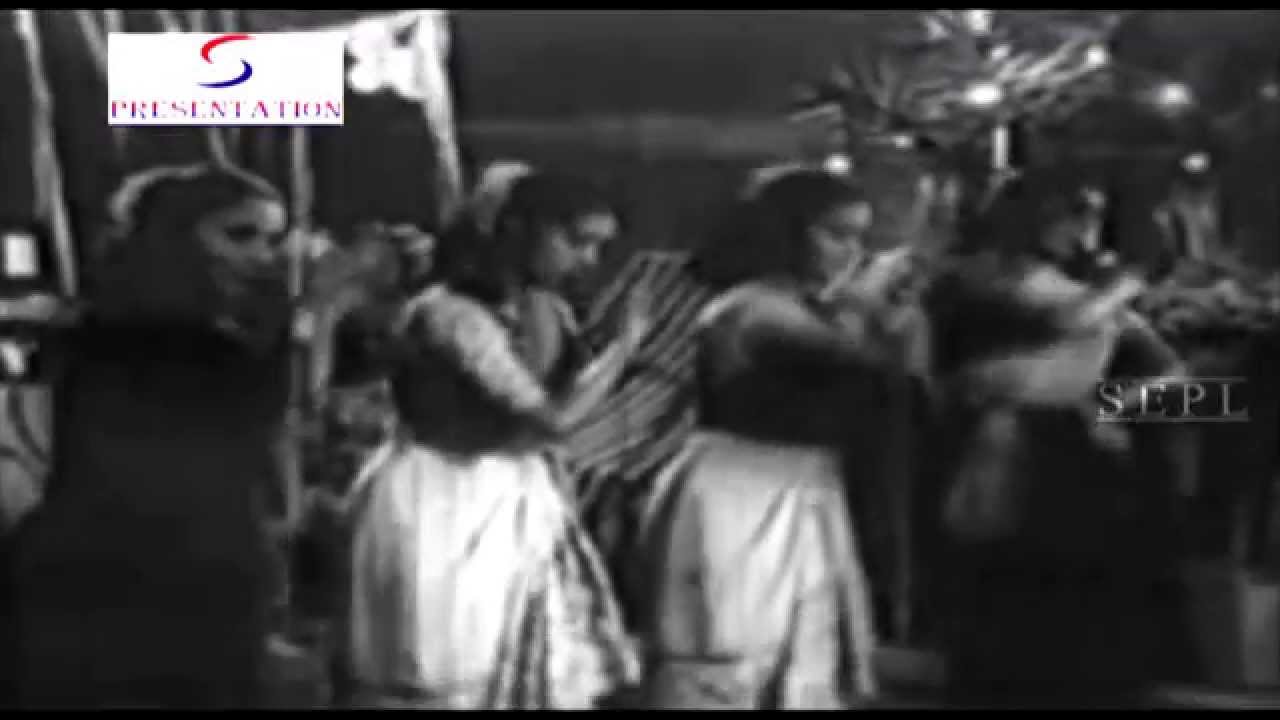Ankhiya Milake Tune Mujhko Hi Jeet Liya Lyrics | Kala Aadmi | Lata Mangeshkar | Dattaram Wadkar
