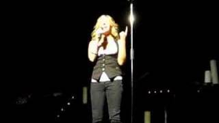 Lucie Silvas - It's Too Late (live extended intro)