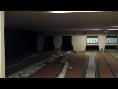 Letzter Rundgang: Bürgerhaus und Hallenbad werden abgerissen