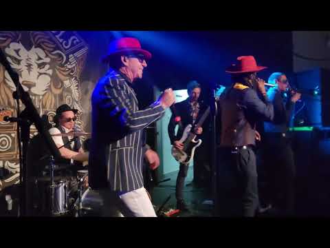 Dub pistols live at the globe part 1
