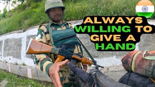 Indian Army always willing to help - Bye Kashmir valley, back to Ladakh ! India Motovlog EP51