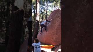 Video thumbnail de Master en placas, 6a. Albarracín