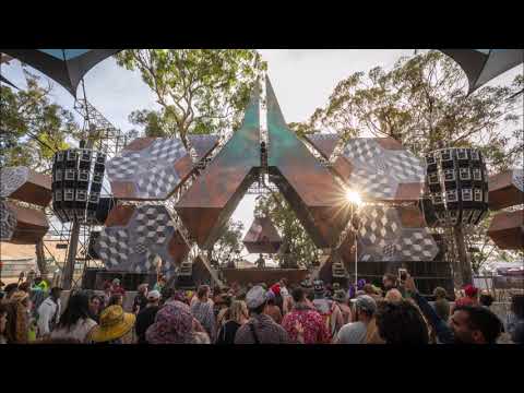 EEEMUS @ Rainbow Serpant 2019 - Market stage