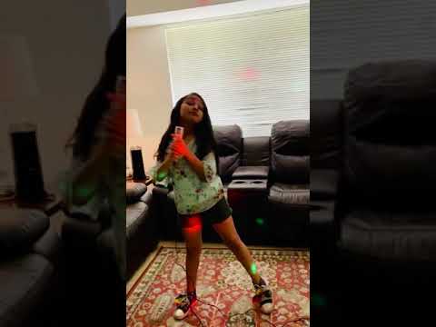 Let it go from Frozen 🎤 by Saanika