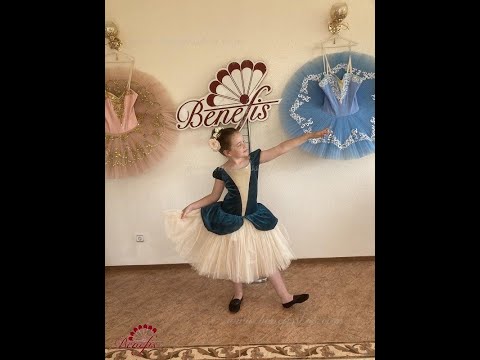 Stage ballet costume T 0061 - video 2