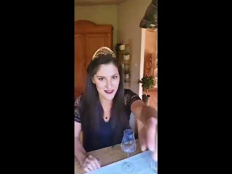 Online-Weinprobe mit der Deutschen Weinkönigin Angelina Vogt