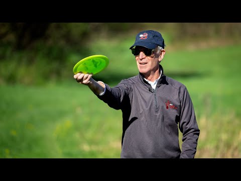 Bill Nye ’77 on the physics of flying discs