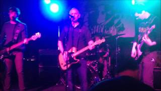 Status Quo given a tribute by &#39;The Matchstickmen&#39;