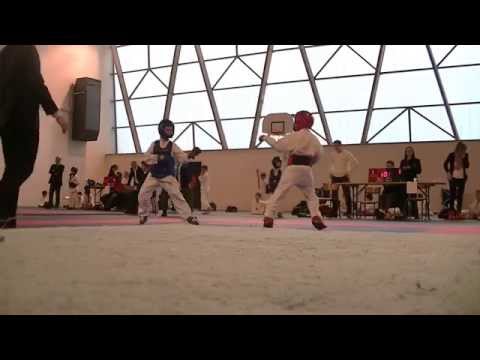 Cyril Jeanvillier combat03 Ligue Maisse KARATE ETIK ETAMPES