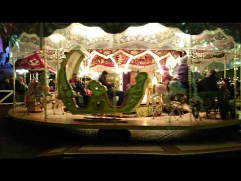 Mercado de Natal de Helsingin Senaatintori