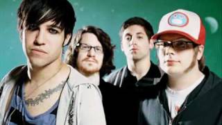 Catch Me If You Can Fall Out Boy feat  Travis Mccoy + lyrics
