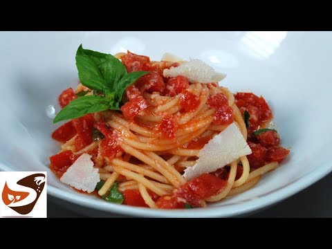 Spaghetti alla crudaiola o carrettiera โ Ricetta estiva gustosissima, facile e veloce