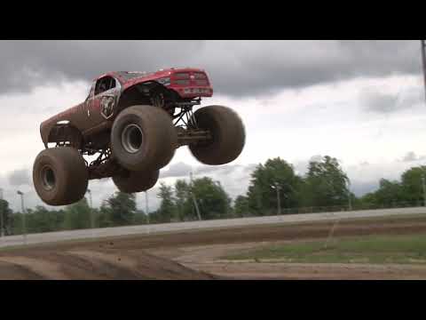 General Tire Monster Truck Thunder Drags & Freestyle Lima 2018