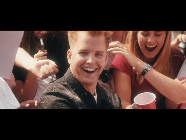 Wow von Kayef ((jetzt ansehen))