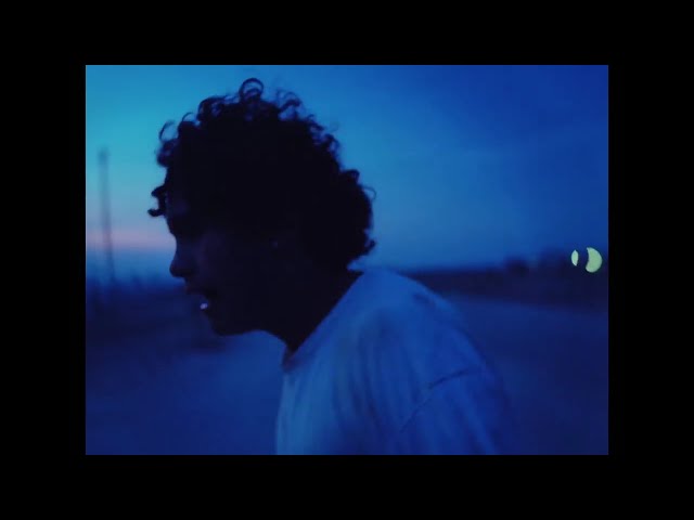Mama's Boy von Dominic Fike ((jetzt ansehen))