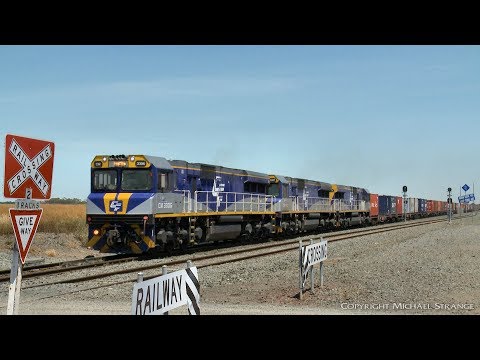 Triple CM's on 7922V SCT/SBR Dooen Containers (19/12/2019) - PoathTV Australian Trains & Railways