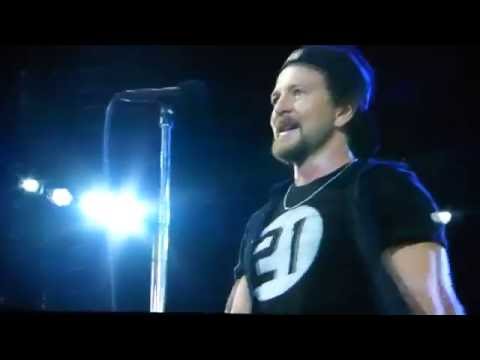 Pearl Jam - Baba O'Riley - Fenway Park (August 5, 2016)