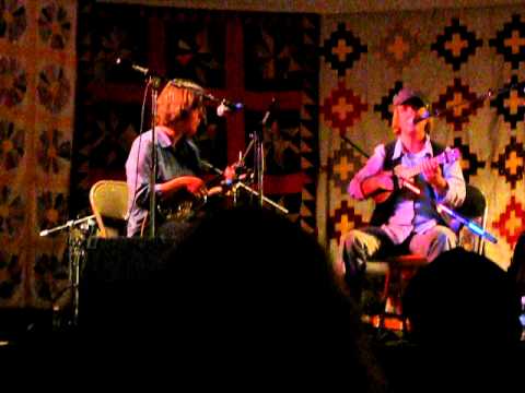 2010 Milwaukee Ukulele Festival (The Ditch Lilies)