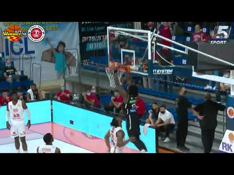 Hapoel Jerusalem Dunks in Maccabi Rishon LeZion vs. Hapoel Jerusalem