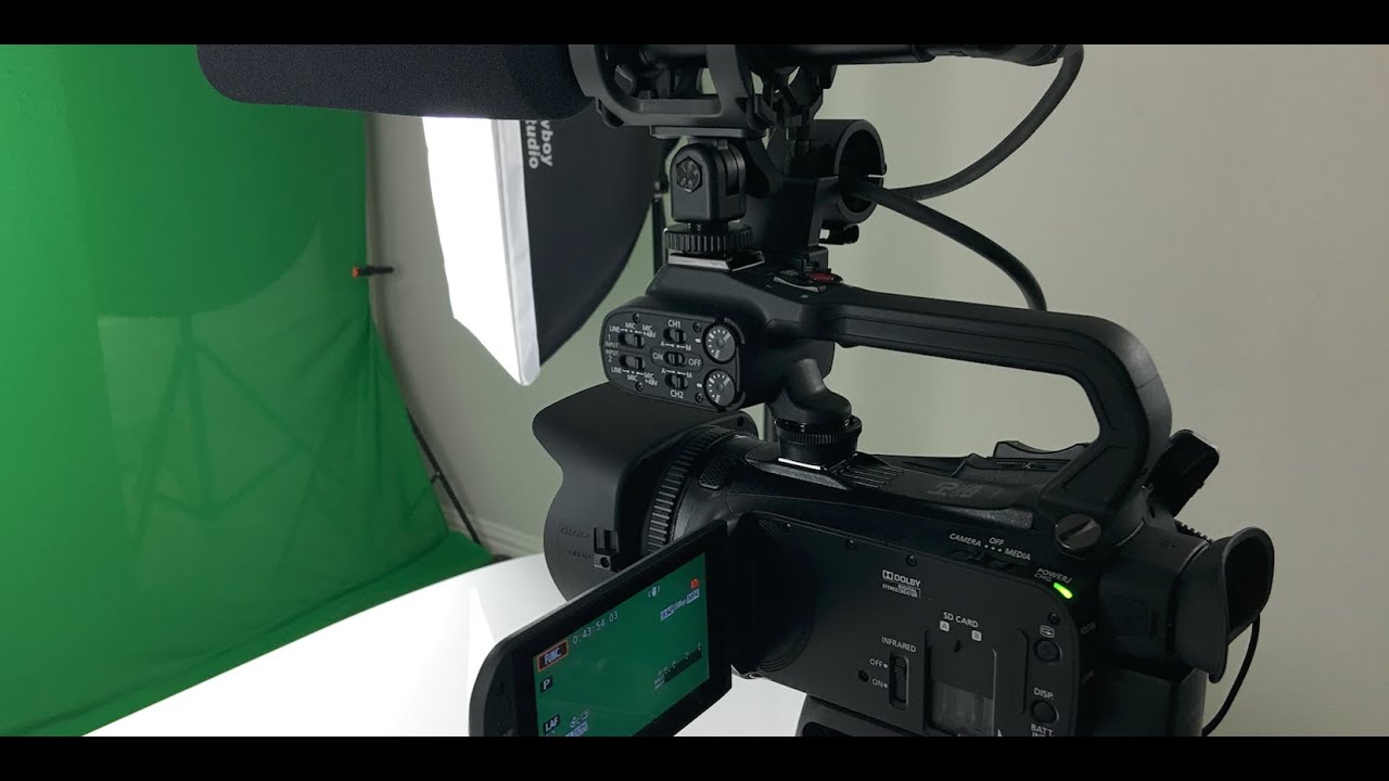 Видеокамера Canon XA30