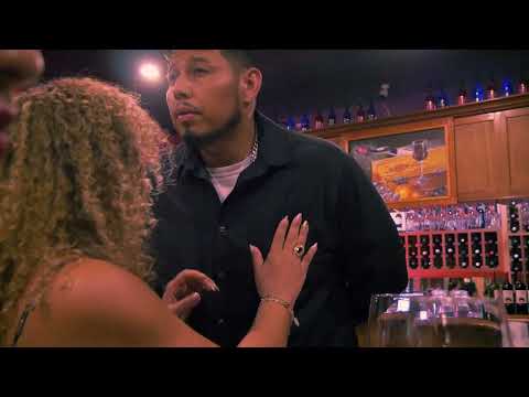 Flako Leslie - Una Diabla [Official Video]