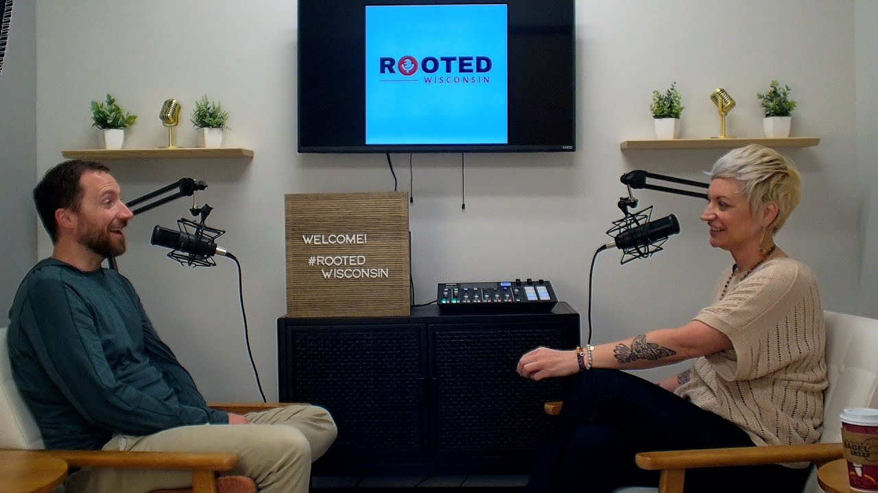 Alexis Arnold - The Business of Art, Arts in Wisconsin, and Coaching - Ep. #20