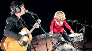 Shovels & Rope - "The Devil Is All Around" (Live at WFUV)