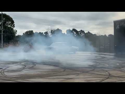 FTP30T Holden VL Turbo Burnout