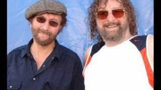 Chas N' Dave- That Old Piano
