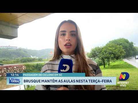 Passagem de ciclone em SC: Brusque decide manter as aulas nesta terça-feira