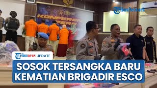 Peran Terungkap! 2 Tersangka Baru Bawa Jenazah Brigadir Esco ke Kebun