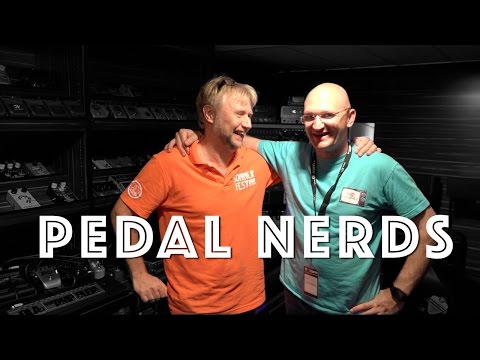 Henning and Ali in the Thomann Pedal Vault
