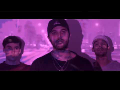 T R E S  E N  L I N E A  -  F K