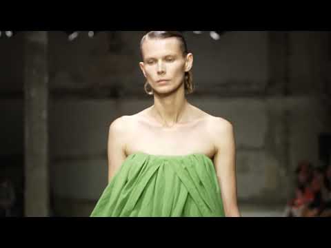 DAWEI Spring Summer 23 Fashion Show