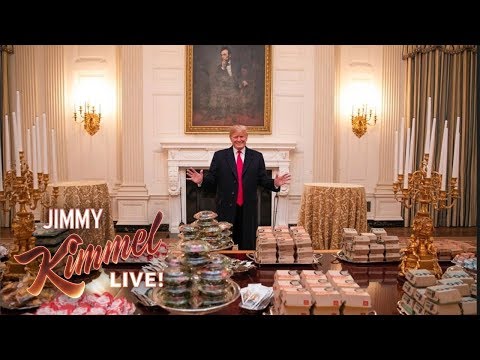 トランプは政府が閉鎖されたままでハンバーガーを食べる (Trump Eats Hamberders While Government Remains Shut Down)