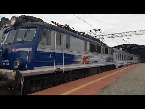 Katowice - Usterka wyświetlacza | IC Panorama z podsyłem