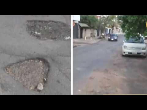 Calles plagadas de baches en la zona de Paiva y Mayor Martínez