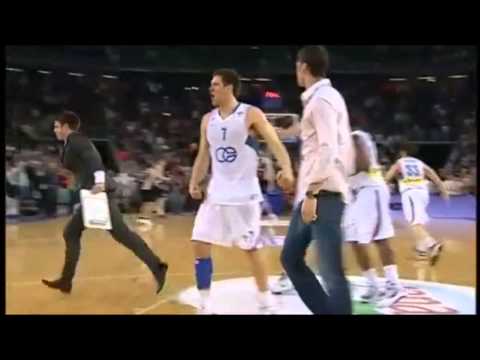 Partizan Buzzer Beater 0.6 seconds left (with Guile's Theme)