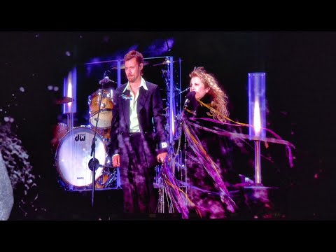 Stevie Nicks & Harry Styles - Landslide, Live @ Hyde Park London [FULL VERSION] [CLEAR AUDIO]