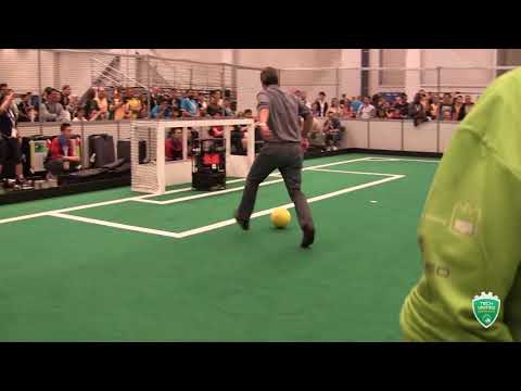 RoboCup 2018 - Tech United vs. Humans