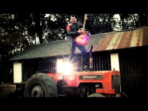 Nicholis Louw – Boere Girls Vry LEKKER LEKKER LEKKER