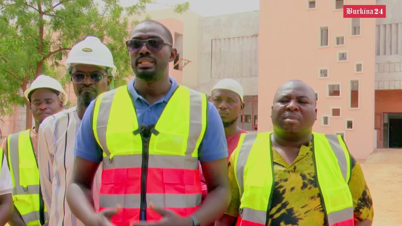 Le Camarade Coordonnateur national de l'IPS visite les chantiers de construction des CMC du Kadiogo
