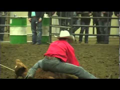 Clay Elliot falls and wins Tie Down.