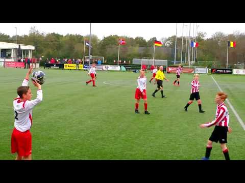 De Foresters O13 - Alphense Boys O13 28-10-2017 eindstand 1-3