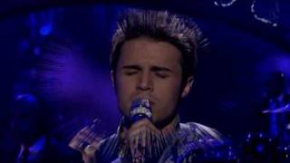 American Idol KRIS ALLEN SINGS FALLING SLOWLY